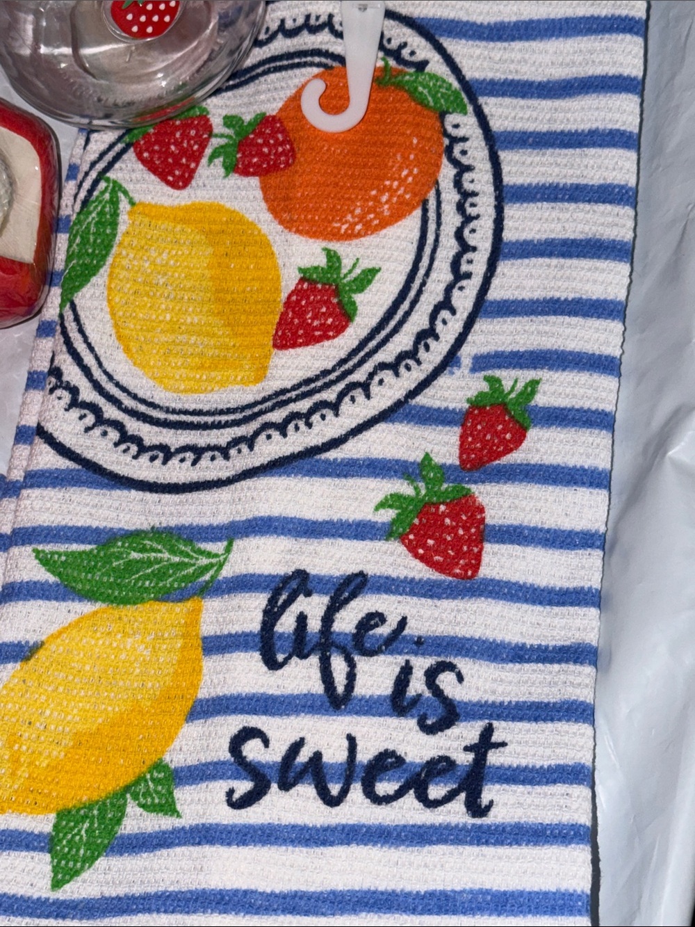 Strawberry 11 Piece Bundle - Picture 2 of 7